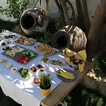 Efe'li Konak Alacati Hotel Ildiri