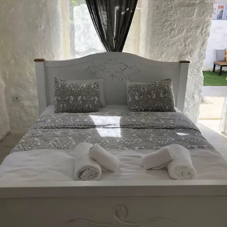 Efe'li Konak Alaçati Hotel