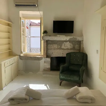 Efe'li Konak Alacati Hotel *