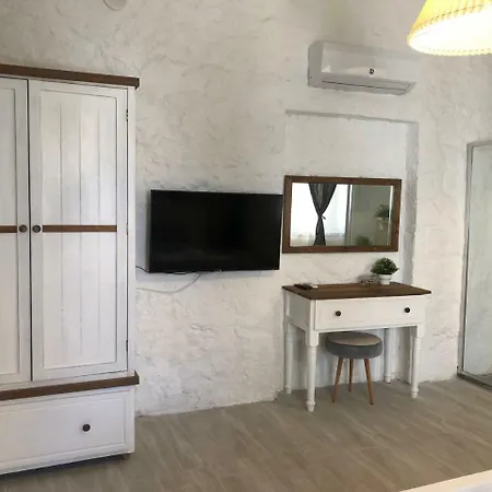 Efe'li Konak Alaçati