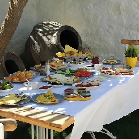 Efe'li Konak Alacati Hotel Ildiri