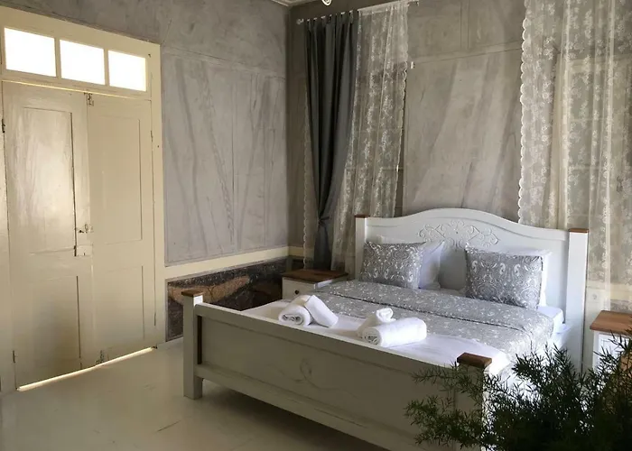 Otel Efe'li Konak Alaçati *