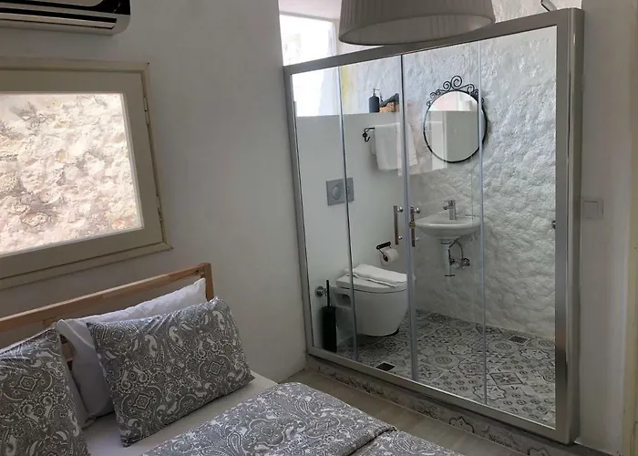 Efe'li Konak Alaçati *