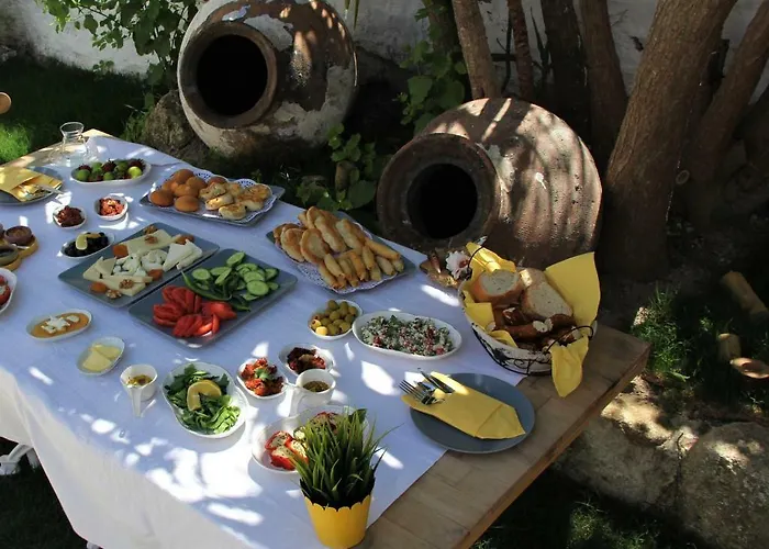 Efe'li Konak Alaçati Otel Ildır